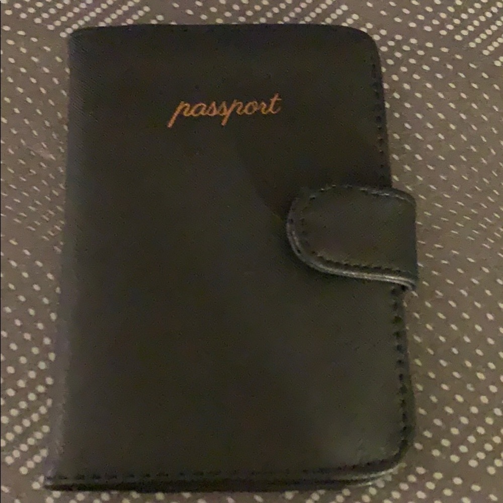 My Tagalongs Passport case